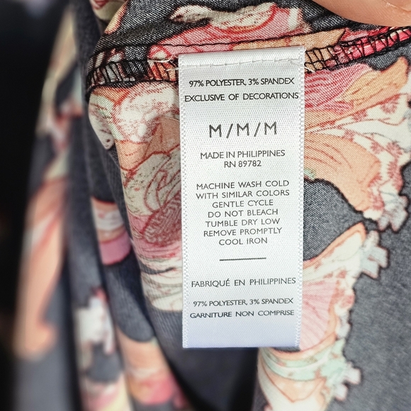 Natori Geisha Printed Satin Zip Caftan - Picture 9 of 10